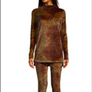 Petite cozy animal print pajama set -top with leggings